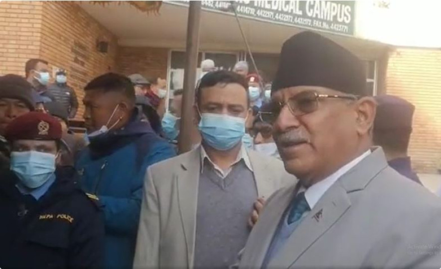 विमान दुर्घटनाका मृतकका परिवारसंग प्रधानमन्त्रीको भेट , छिट्टै शव बुझाउने आश्वासन